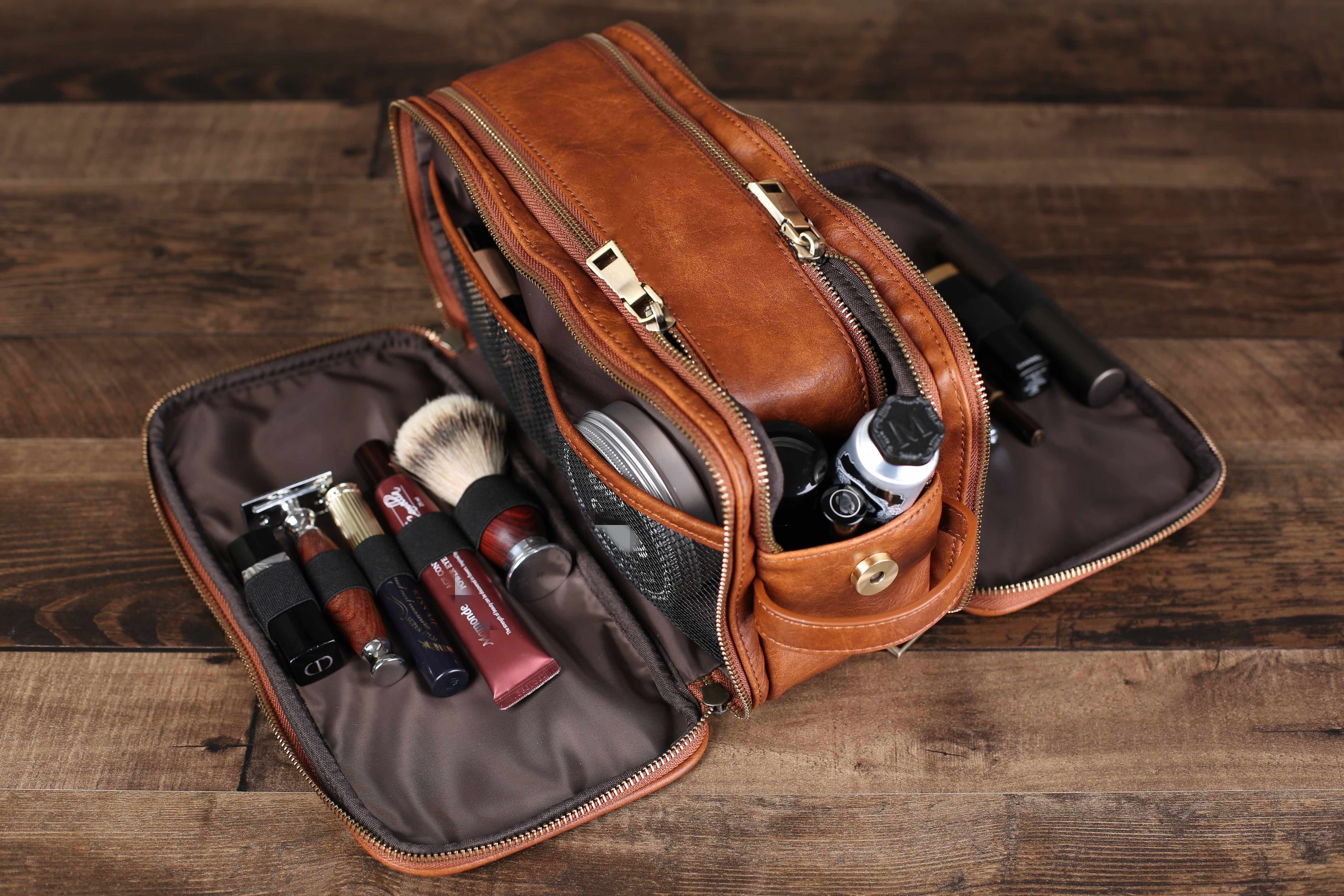 Groomsmen Gift Toiletry Bag for Men, Travel Shaving Dopp Kit Bag –  JJLeatherHouse