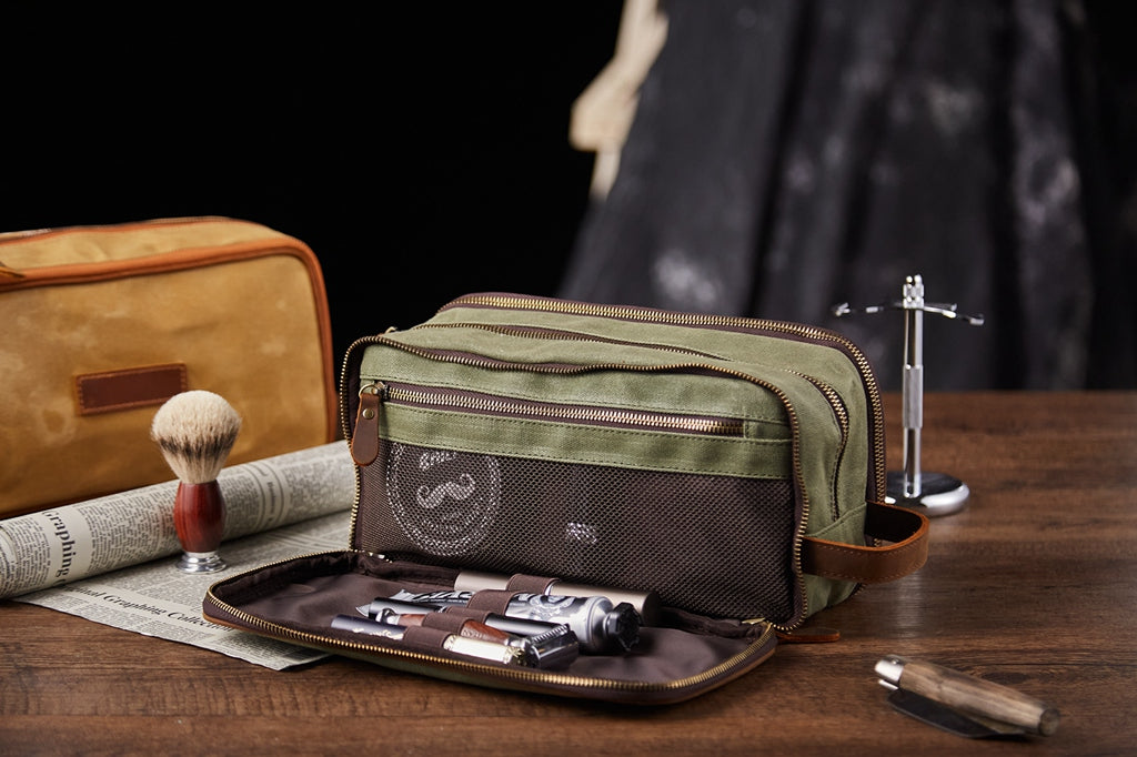 Groomsmen Gift Personalized Leather Toiletry Bag Waterproof Leather Dopp  Kit Men's Shaving Kit, Christmas Gift